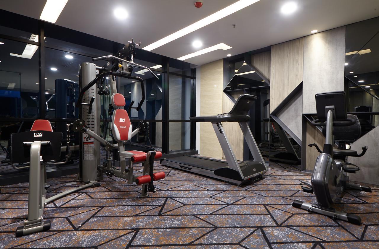 Ibis Styles Medan Pattimura Exterior foto